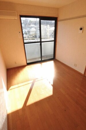 ジュネスIの物件内観写真